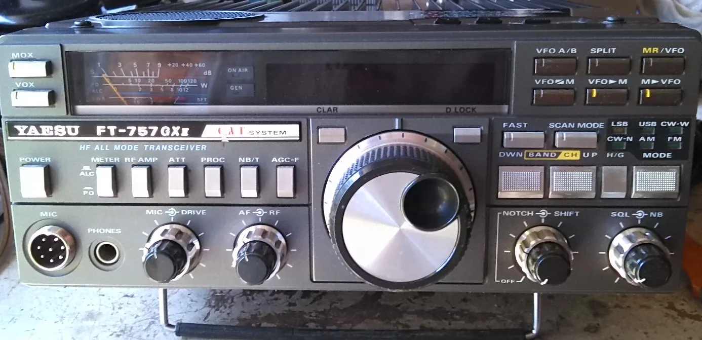 Yaesu FT-757 GXII